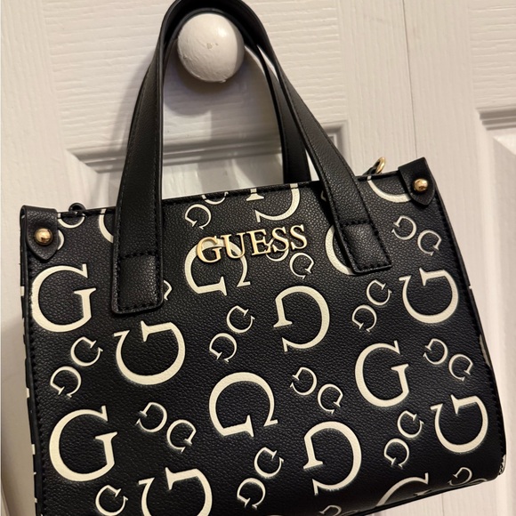 GUESS Black and Cream Satchel - Picture 4 of 7